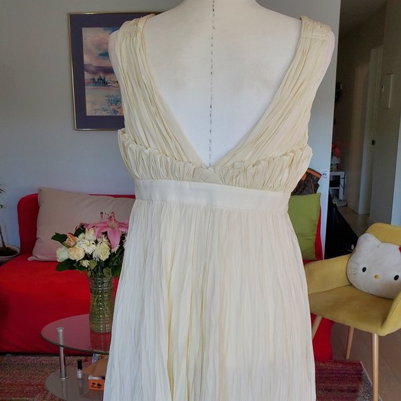 Givenhy - Picture 3 of 4